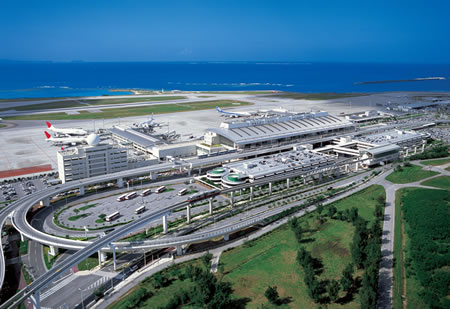 空港からすぐ・安心・快適のレンタカー体験