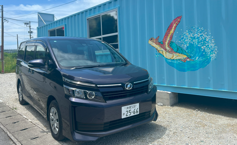 沖縄の7〜8人乗りミニバン　沖縄大洋レンタカー那覇空港店