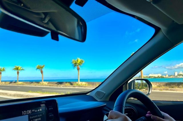 レンタカーを借りる。それだけで、あなたの旅の自由度がぐんと広がります。｜沖縄大洋レンタカー那覇空港店