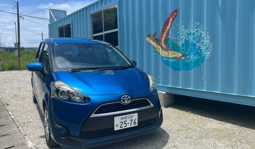 トヨタシエンタが激安でレンタルできる沖縄大洋レンタカー那覇空港店。コスパ最高でお財布にも優しい