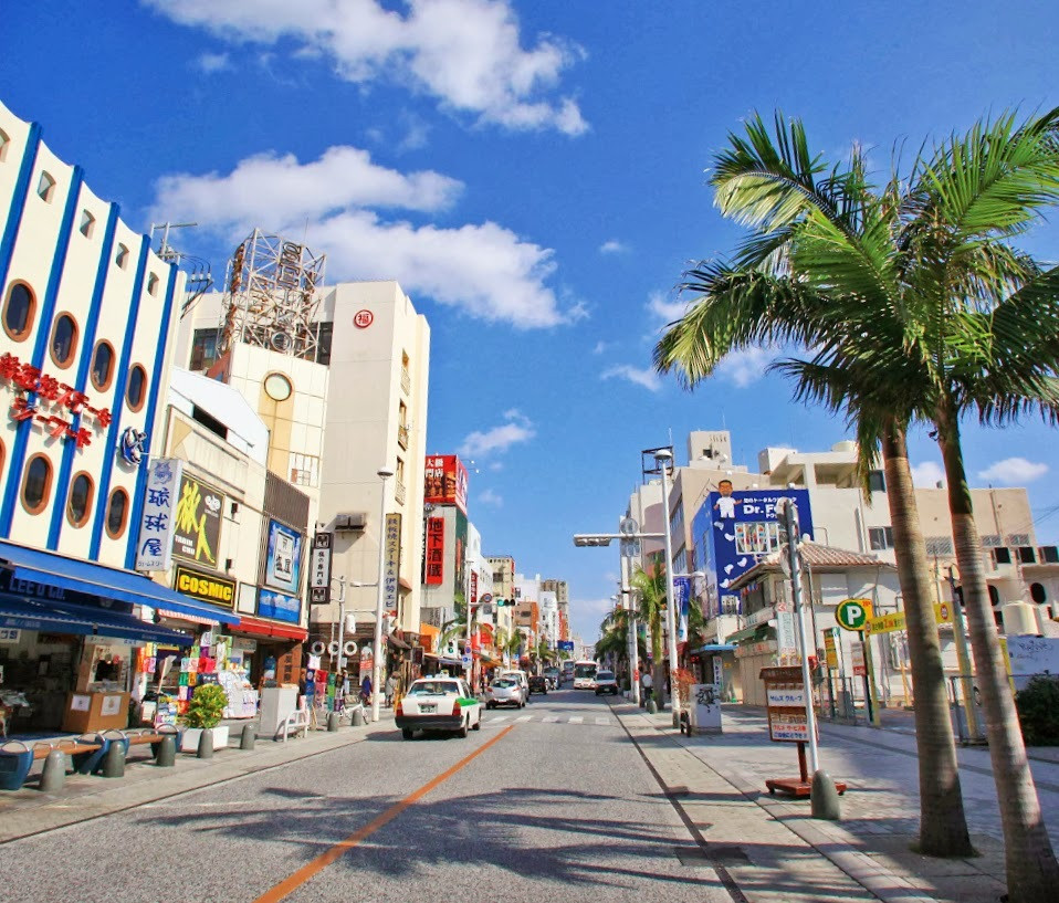 沖縄旅行にはレンタカーが欠かせない。格安なのに良い車だらけの沖縄大洋レンタカー那覇空港店がおすすめ。